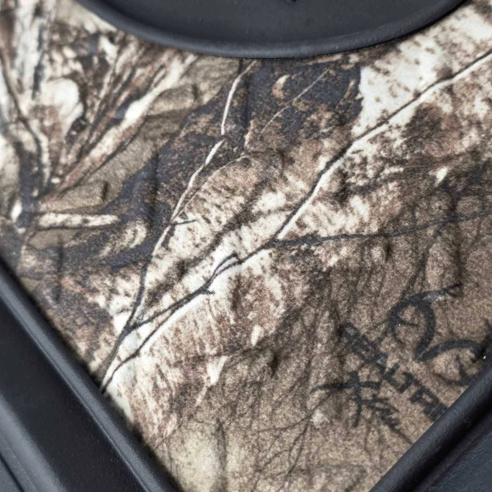 Realtree Outfitters Utility Camo Floor Mats Set of 2 Universal Fit Car Track Mat